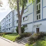 Superapart Nowolipki 23, Unwind In Urban Chic Apartament