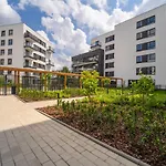 Galeria Polnocna Apt - 45M2, Parking, Balcony - By Rentujemy