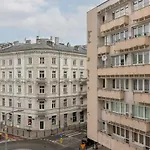 Trendy Apartment Mokotowska 1 Km To Lazienki Park By Renters