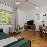 Stylish Apartment Nowolipie Close To Warsaw Old Town Square By Noclegi Renters