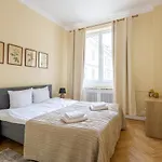 Golden Apartments Warsaw- 3 Separate Rooms - Best Location&Nowy Swiat