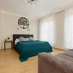 Zelazna Comfortable Apartment Center Of Warsaw By Noclegi Renters