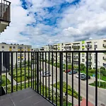 Wlochy Klinkierowa Comfort Apartment