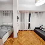 A Cosy Flat In The City Center Grzybowska 30/606