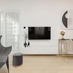 Lux Apartment Kasprzaka 29 With Parking By Renters Prestige