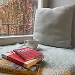 Cute Apartment Perfect For Business And Travel.