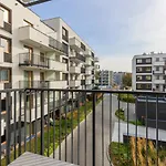 Cozy Apartment Lopuszanska By Noclegi Renters