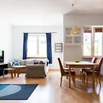 Apartment Ten