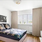 20M2 Studio, Near Chopin Airport, Cozy And Quite