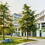 Sound Garden Hotel Airport