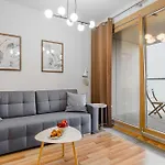 19 Dzielnica Kolejowa P&O Serviced Apartments
