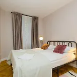 Shortstaypoland Targowa B160