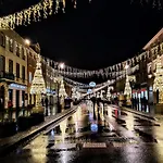 Mieszkanie Z Duzym Terasem W Warszawie