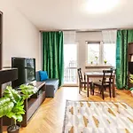 Superapart Woloska 40