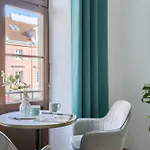 Corolla Apartments Nowy Swiat 43 Stare Miasto