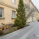 Miodowa Street P&O Serviced Apartments