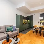Superapart Grochowska 326