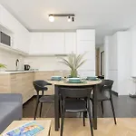 Aleja Solidarnosci Modern & Cozy Apartment Downtown Warsaw By Noclegi Renters