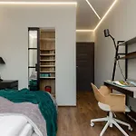 Emerald Residence Warsaw With Parking By Noclegi Renters