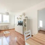 Metro Targowek Comfy Apartment