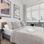 City Panorama Spacious Apartment By Renters Prestige