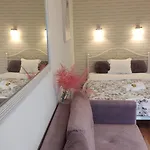 Be My Guest - Krucza Elegant Apartment - Rondo De Gaulle\'A Center Of Warsaw Metro Wi-Fi Breakfast