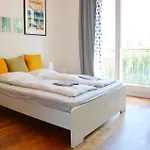 Labo Apartment Kasprzaka