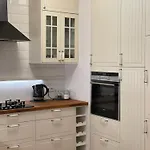 Family Apartment On Saska Kepa