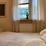 Via Funghi, Po Prostu Dom