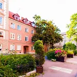 Gorgeous Historic Tenement Apt. - New Town Square!