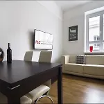 P&O Apartments Dmochowskiego
