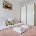 P&O Apartments Rydygiera III