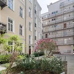 Piekna 2-Bedroom Apartment