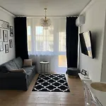 Grand Theatre Prime Apartment
