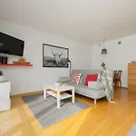 Sunny Apartment In The Heart Of Warsaw By Noclegi Renters