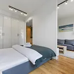 Rentplanet - Apartament Slawinska