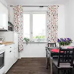 Rose Corner Rozana Mokotow