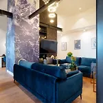 Luxury 5Bd Apt - Royal Castle Warsaw