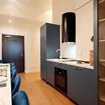 Luxury 5Bd Apt - Royal Castle Warsaw