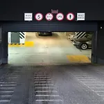 Blue Rooster Apartment - Free Parking Space