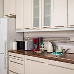 Aleja Krakowska Homely Apartment