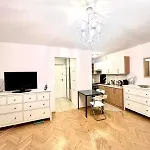 Entire Studio In Centrum