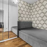 Wola Apartment By Esteum Host