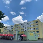 Akademik Feniks