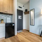 Superapart Zdobnicza 4