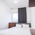 Rooms Near Park Moczydlo Close To Metro