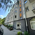 Sunny Studio Apartament & Private Parking