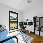 Skierniewicka Apt - Parking, Workspace, Balcony - By Rentujemy