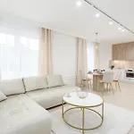 Luxe & Tranquil Gem - Terrace - Jacuzzi - Parking!