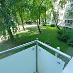 Urban Nomad Apartment Next To Palace Of Culture